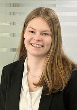 Julie Gräter | Ott Steuerberater in Weinstadt im Rems-Murr-Kreis